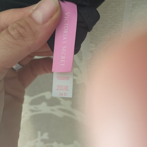 Bikini - Picture 3 of 6